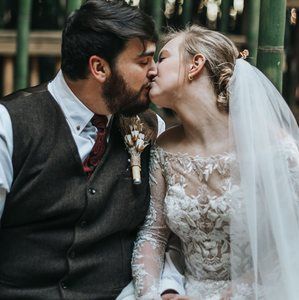 Meet your Posher, Alexia